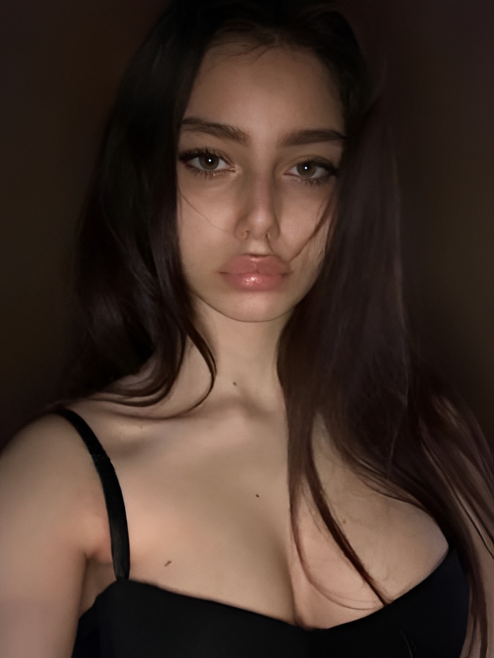 Эмма привлекальеная девушка из Пушкино цена от 10000 руб