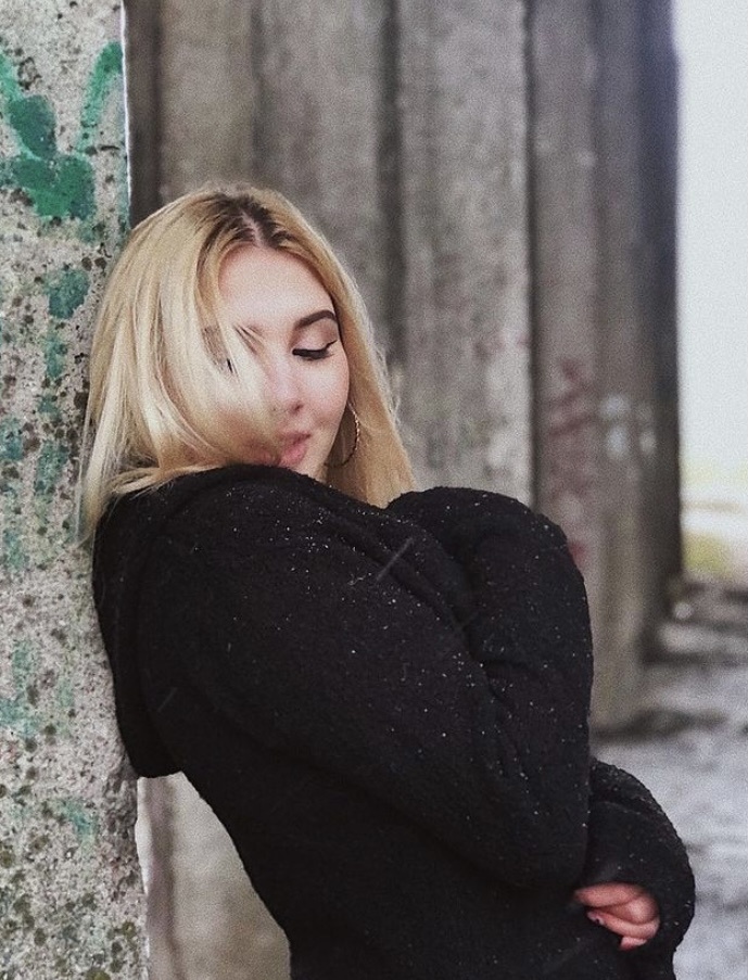 Арина привлекальеная девушка из Пушкино цена от 9000 руб