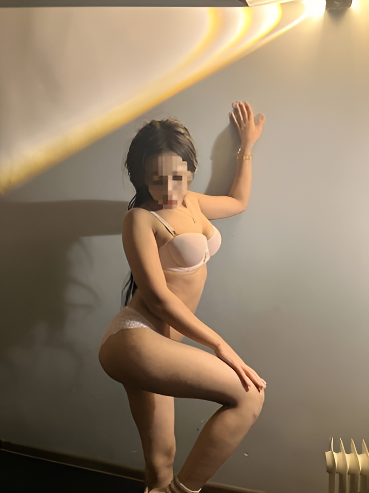 Индивидуалка Амалия, доступна для личного знакомства от 1500 руб