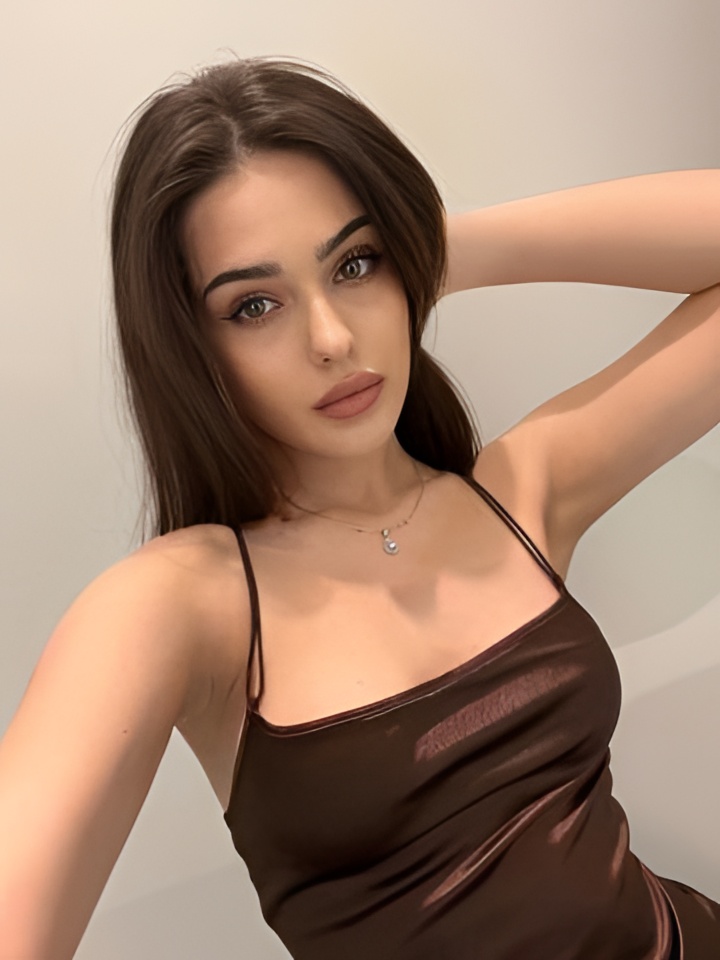 Индивидуалка Слава, доступна для личного знакомства от 2500 руб