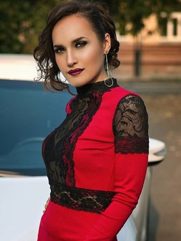 Душечка привлекательная девушка из Пушкино цена от 3500 руб